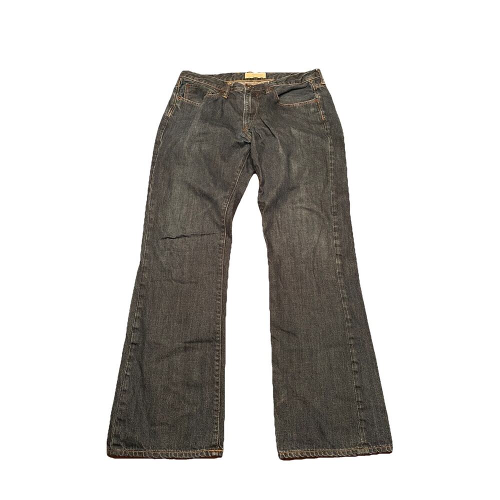 GAP Men's Bootcut Jeans. Dark blue.